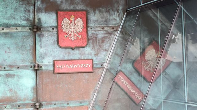 Konstytucja zakazuje transkrypcji małżeństw jednopłciowych?