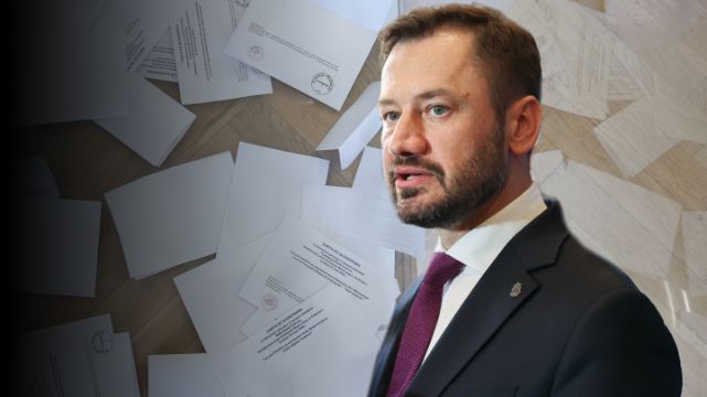 Niegłosowanie w referendum. Niedemokratyczny absurd czy świadome działanie 