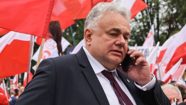 Policja dementuje informacje przekazywane na antenie Republiki