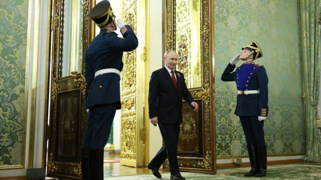 Twierdza Kreml: Putin w cieniu paranoi, spisków i strachu przed puczem