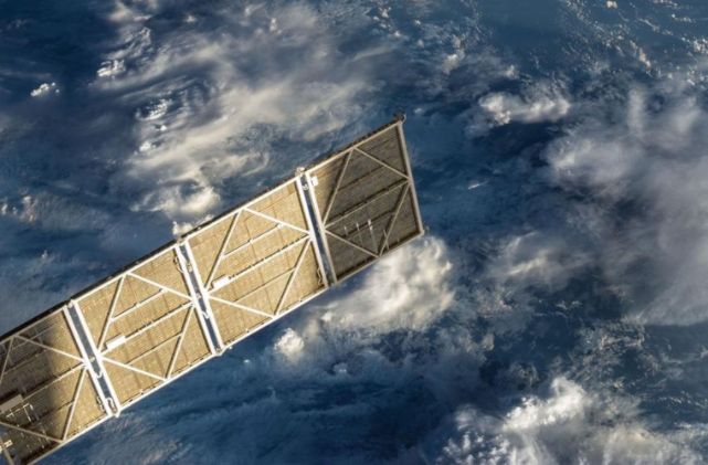 Słońce nie pracuje w weekendy, czyli jak Rosja atakuje GPS 