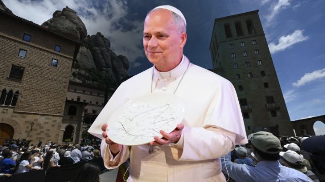 Wizyta papieża w cieniu protestów ofiar kościelnej pedofilii 