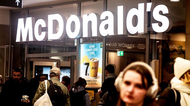 Bałagan w szwedzkiej restauracji McDonald’s. Winni? Jak zwykle migranci