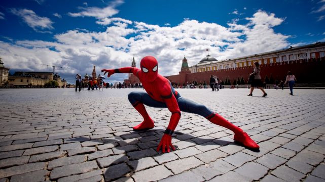 Ten sam „Spider-Man”, trzy różne cenzury